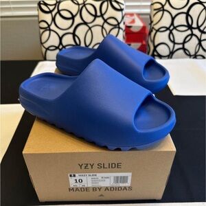 Yeezy slides
